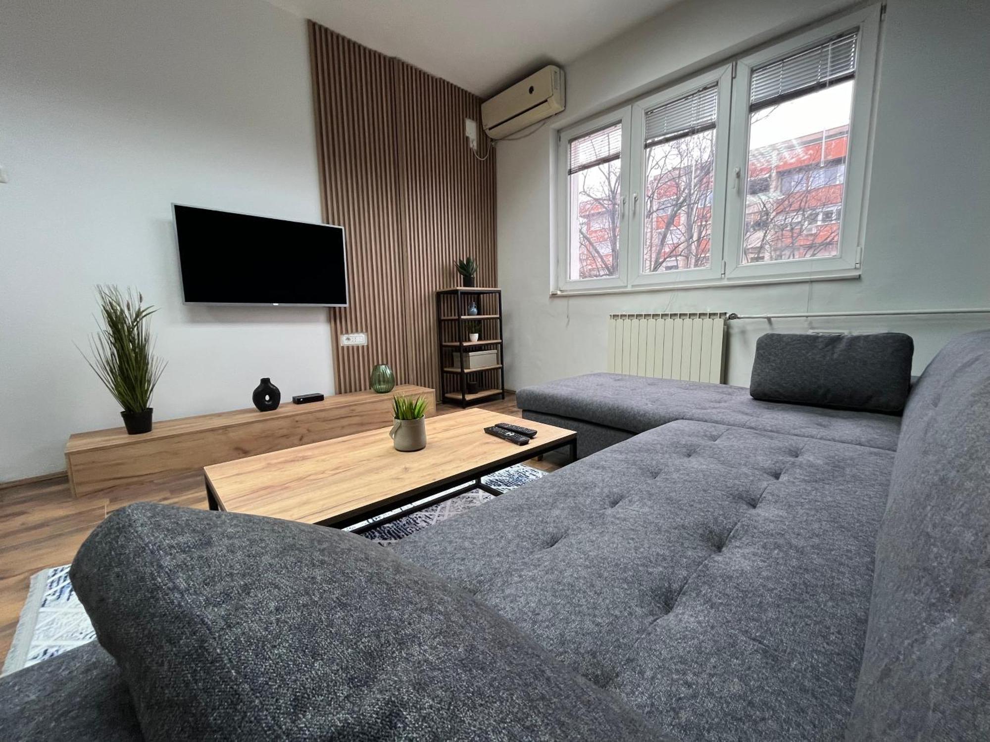 Central M - 5 Apartments Скоп'є Екстер'єр фото