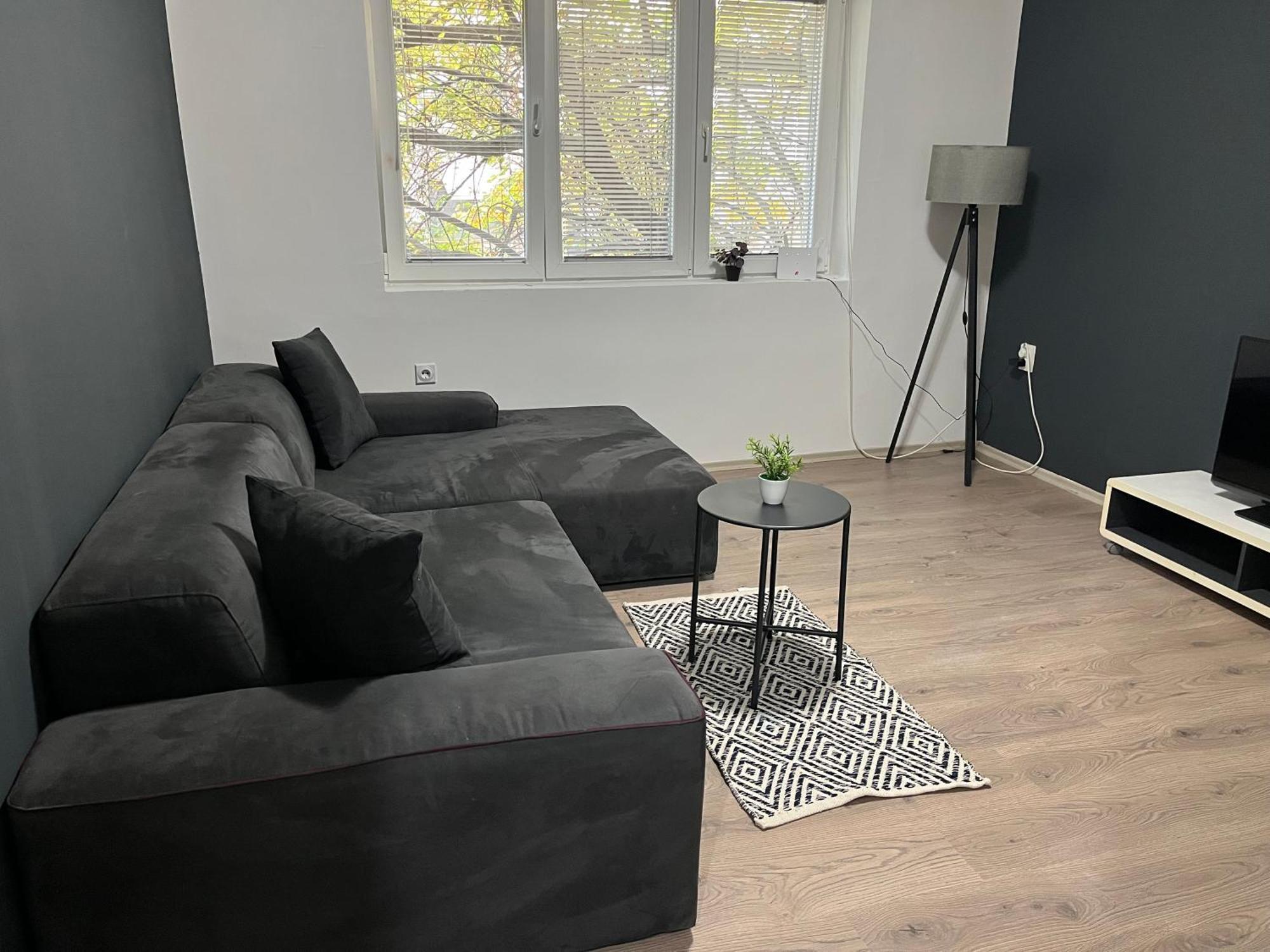 Central M - 5 Apartments Скоп'є Екстер'єр фото