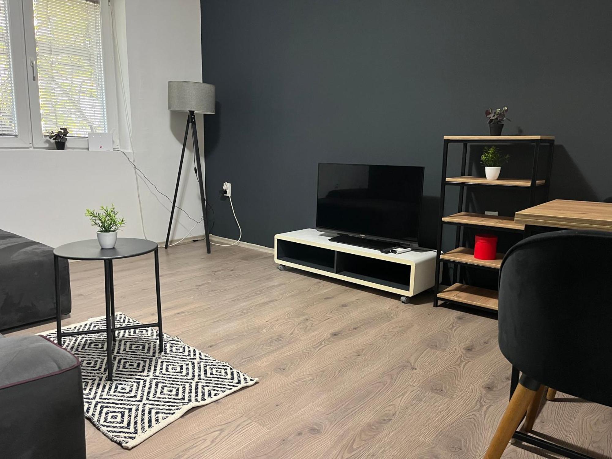 Central M - 5 Apartments Скоп'є Екстер'єр фото